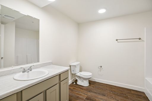 Gorgeous 2-Bed, 2-Bath Apartment in Payson. Great Location! 3rd Floor