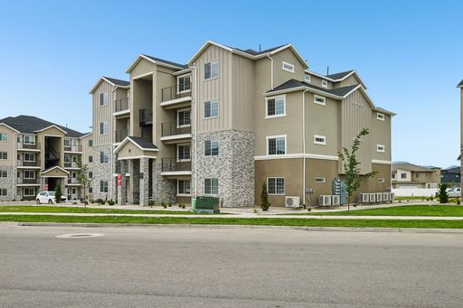 Brand New! Income Restricted 2-Bed 2-Bath Apartment in Heber | Old Mill Village