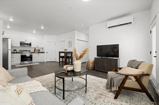 Spacious 1st-Floor Boise Apartment with Easy Access Living