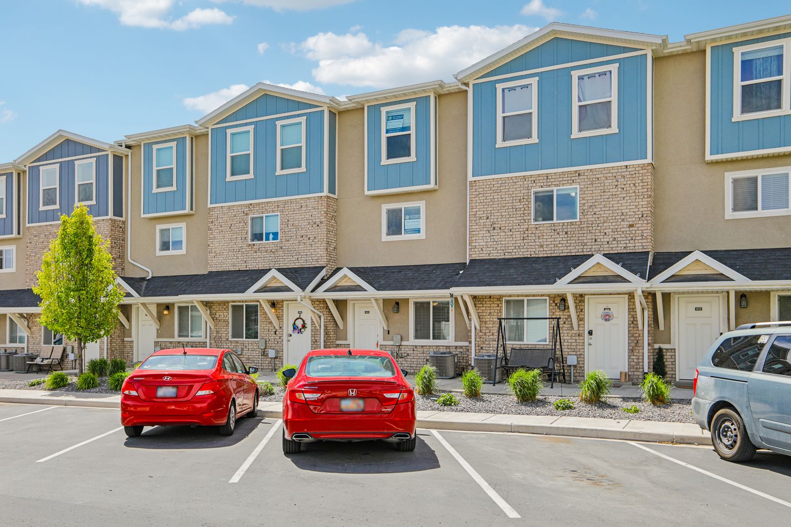 Eagle Mountain Townhome: Sunbury Ln