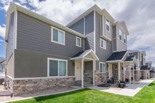 Gorgeous 2-Story Townhome with Unfinished Basement in The Overlook at Herriman | Scenic Mountain Views | Open House Every Saturday