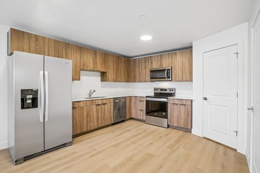 Brand New! 2-Bed 2-Bath Apartment in Heber | Old Mill Village