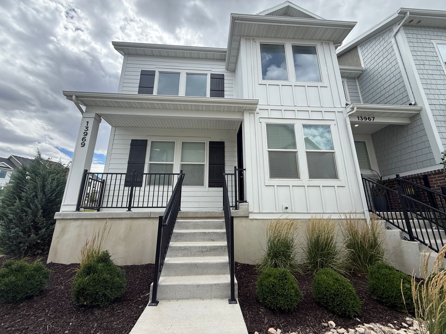 Spacious 3-Bedroom End-Unit Townhome in Herriman with Unfinished Basement