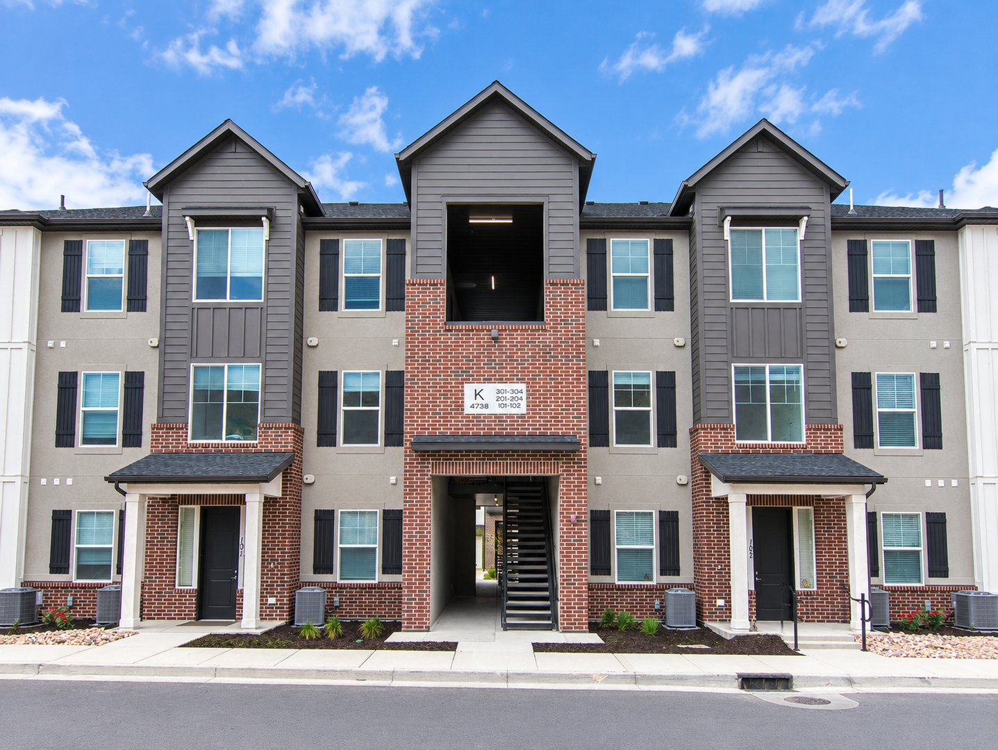 Harmony Ridge – Spacious 3-Bed, 2-Bath Condos with Balcony in Mapleton | 2nd Story