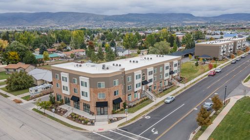 Lovely 1-Bed, 1-Bath Condos in the District at Valley Station!