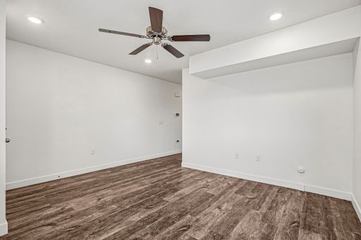 OPEN HOUSE | Gorgeous 3-Story Townhomes in Colony Farms in Magna. Luxurious Amenities!