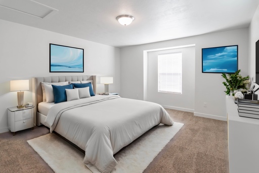 Gorgeous 3-Story Townhomes in The Lochs Townhomes in Vineyard! Great Location!
