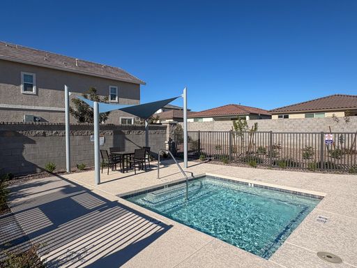 Gorgeous 2-Story Premier Townhomes in Hayden Farms. Great Location and Amenities!