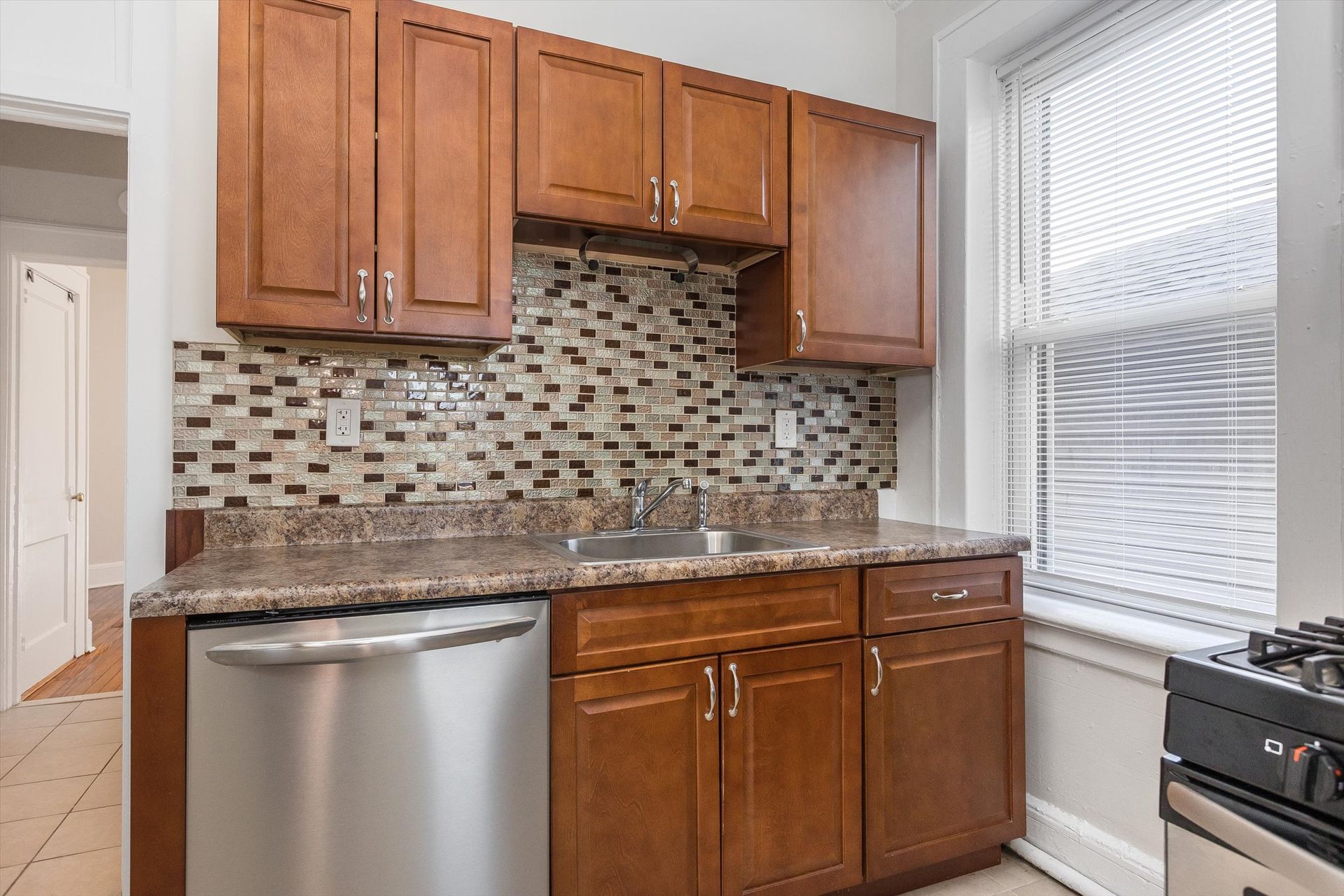MONTCLAIR Apartment: 116 BLOOMFIELD AVENUE