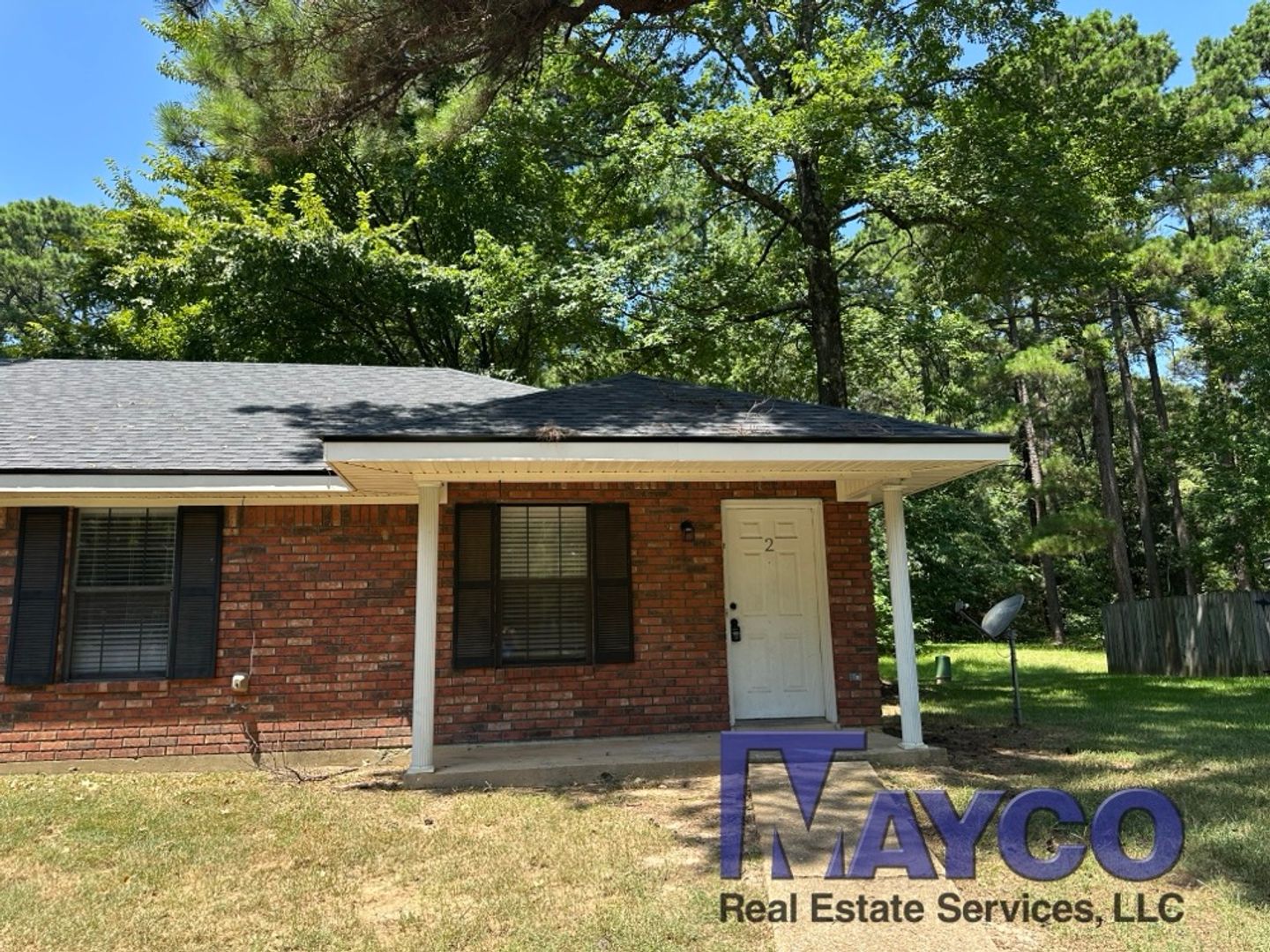 Shreveport Apartment: 1601 North Forty Loop
