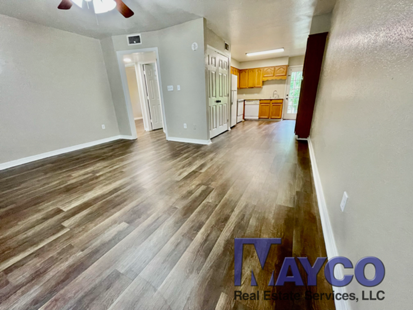 Shreveport Apartment: 1601 North Forty Loop