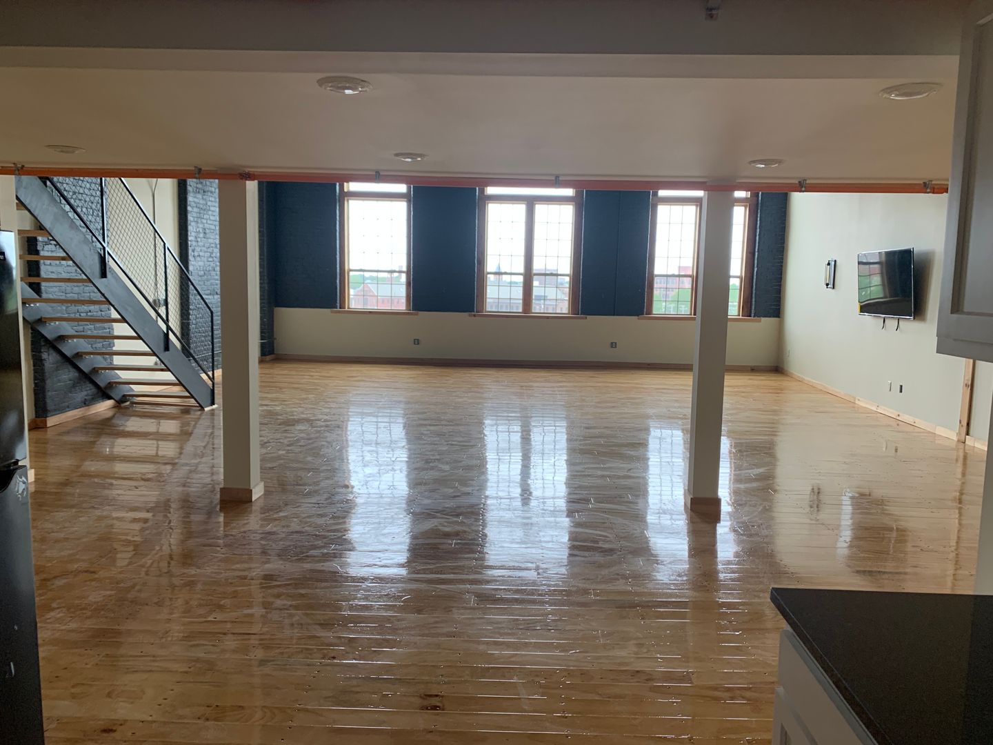 Pawtucket Apartment: 173 Weeden St