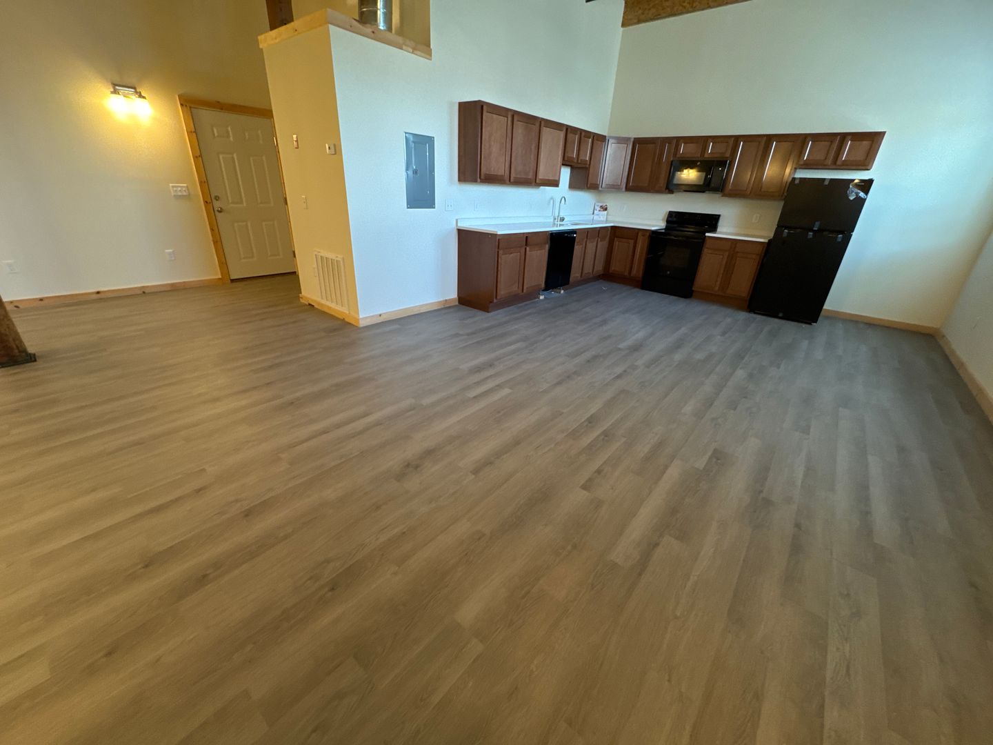 PAWTUCKET Apartment: 327 PINE ST