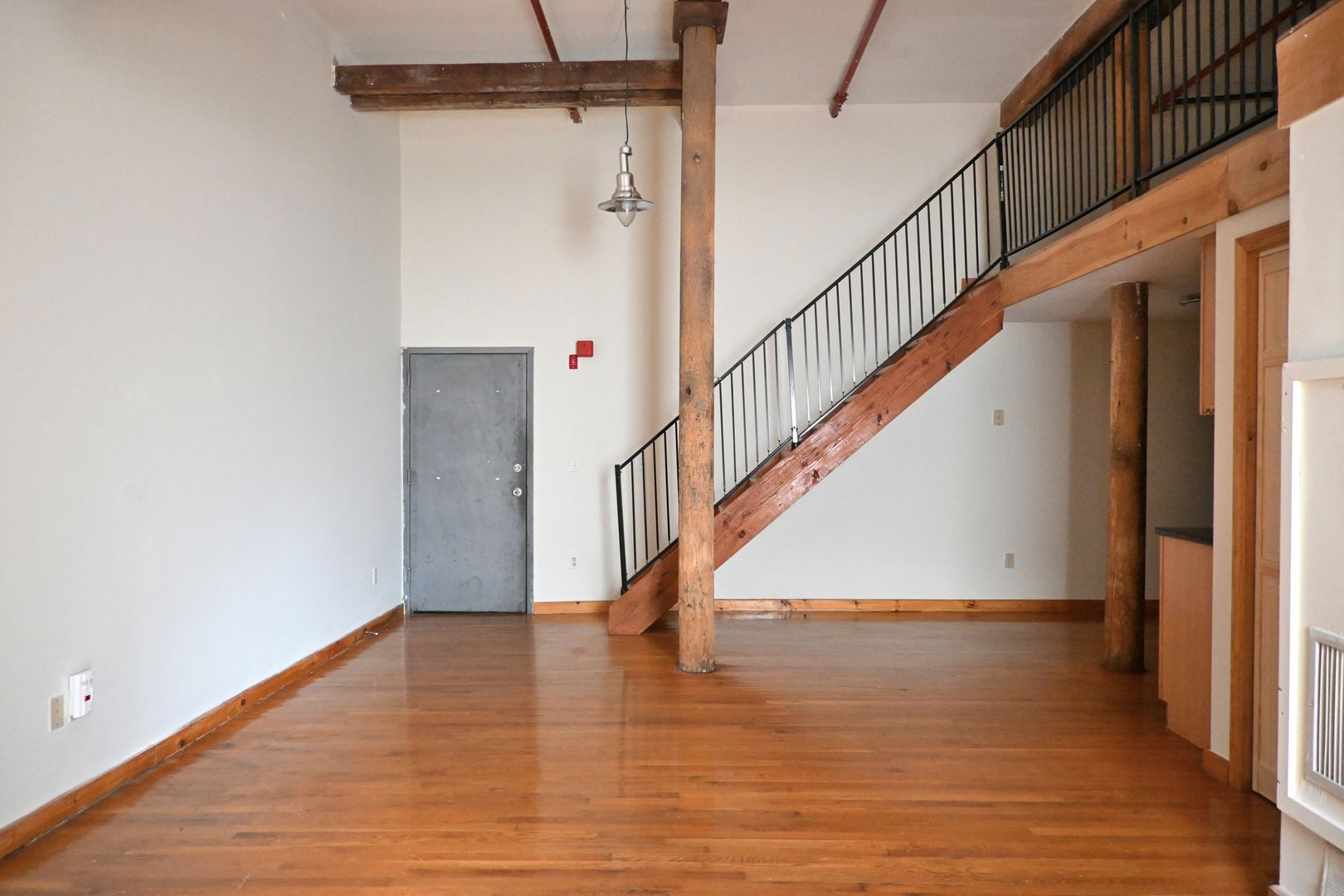 Pawtucket Apartment: 125 Goff Ave