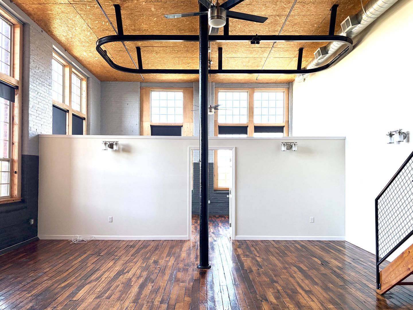 Pawtucket Apartment: 30 Beecher St