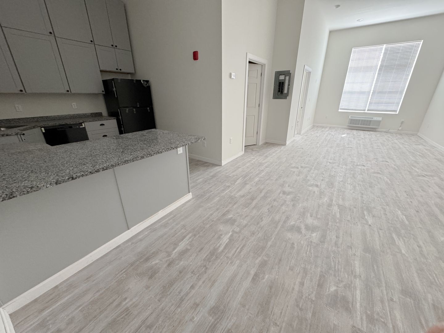 PAWTUCKET Apartment: 327 PINE ST