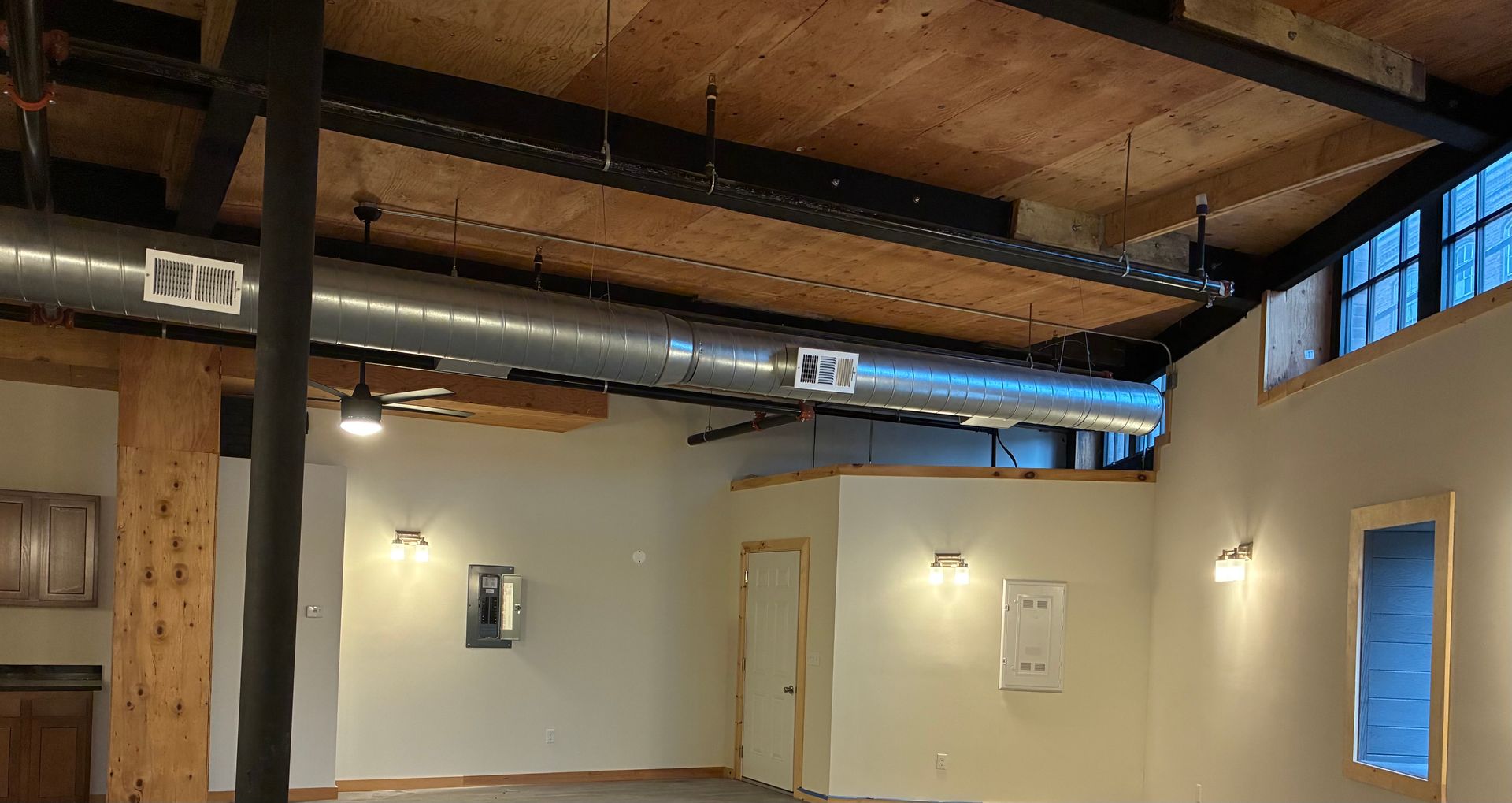 Pawtucket Apartment: 173 Weeden St