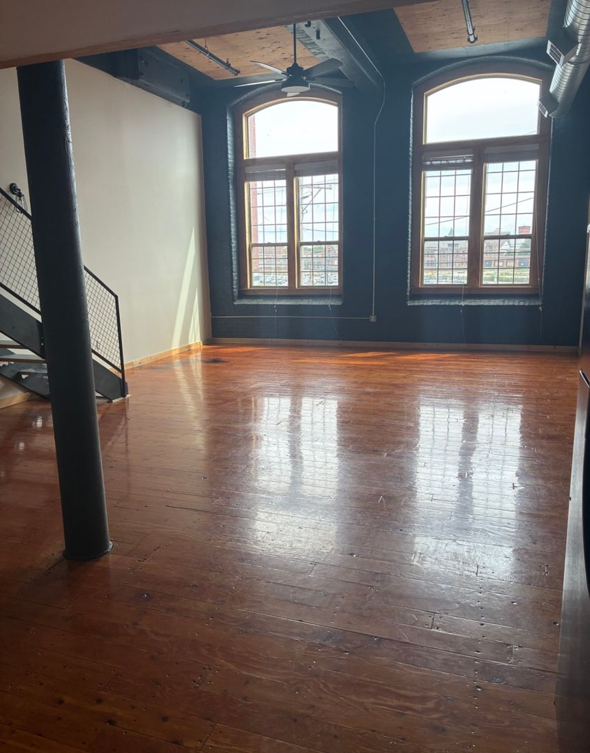 Pawtucket Apartment: 173 Weeden St