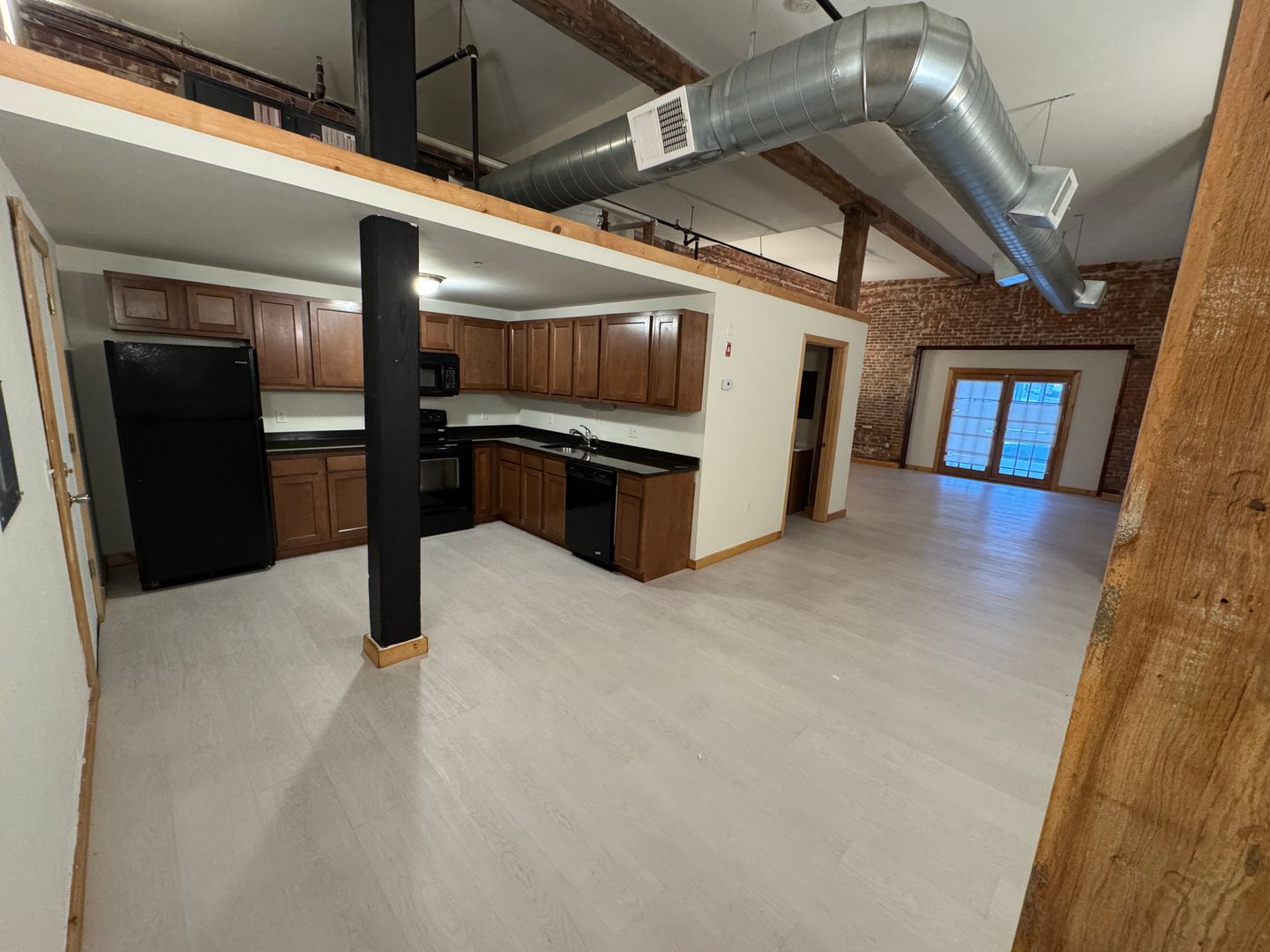 Pawtucket Apartment: 60 Dexter St