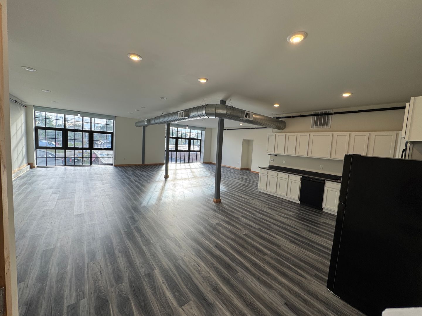 Pawtucket Apartment: 173 Weeden St