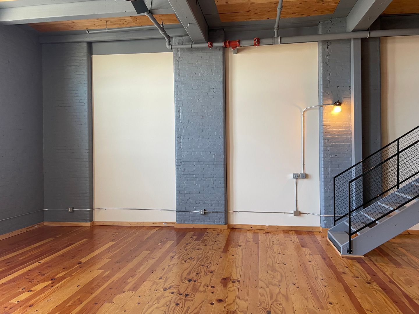 Pawtucket Apartment: 173 Weeden St