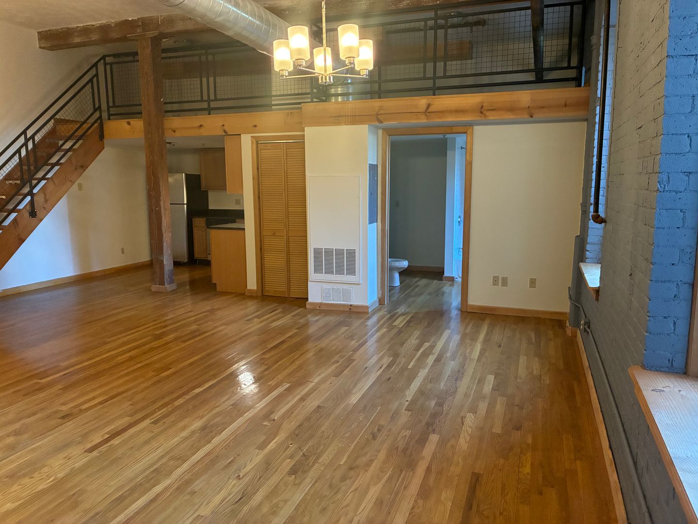 Pawtucket Apartment: 125 Goff Ave