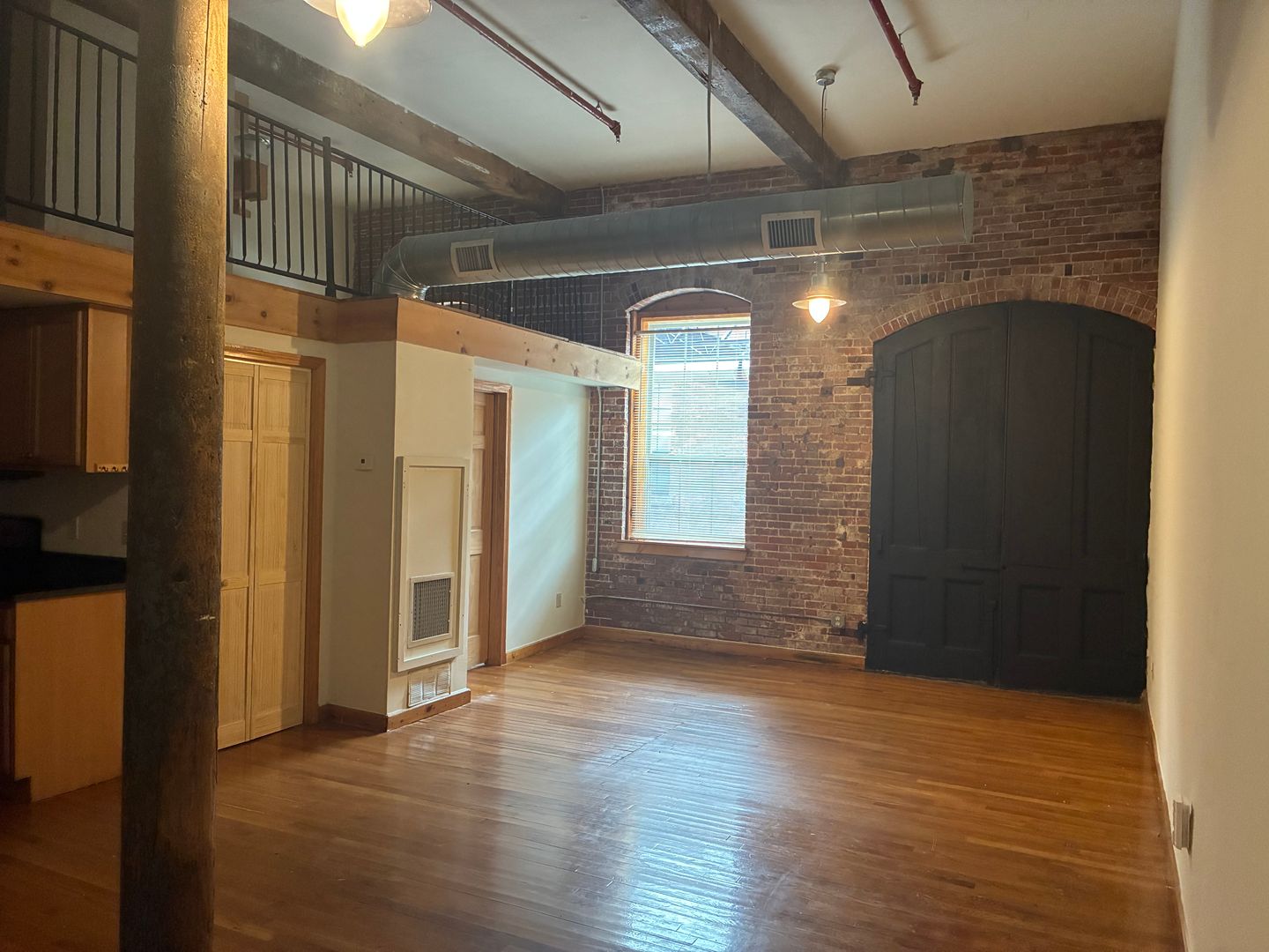 Pawtucket Apartment: 125 Goff Ave