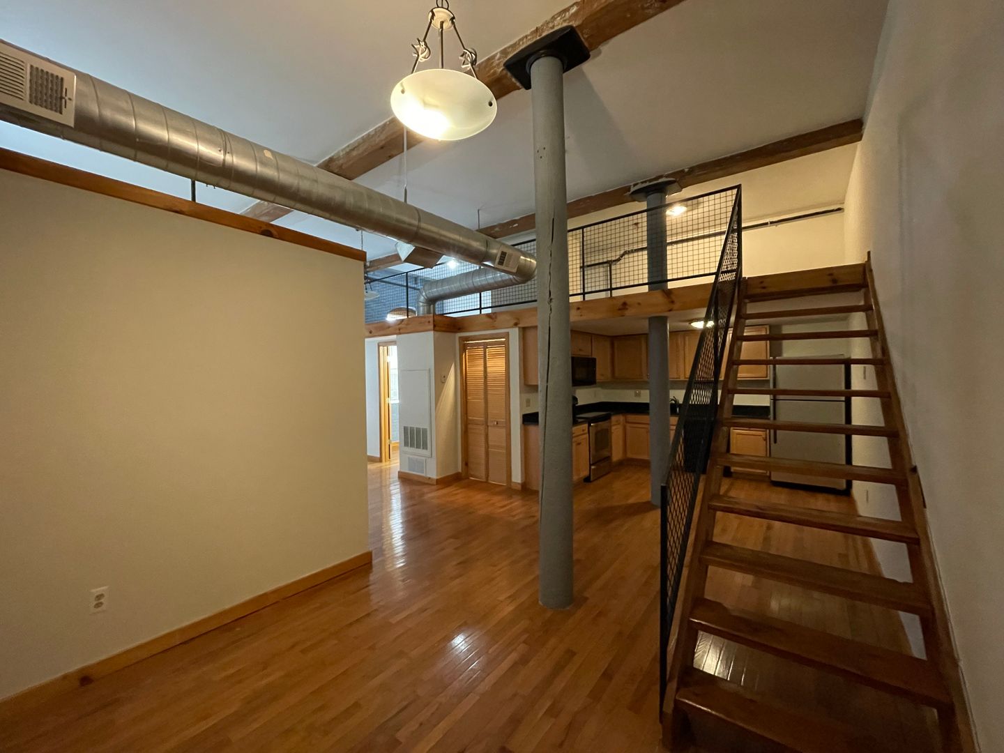 Pawtucket Apartment: 125 Goff Ave