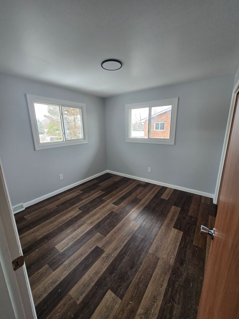 Saginaw Apartment: 2773 Erna