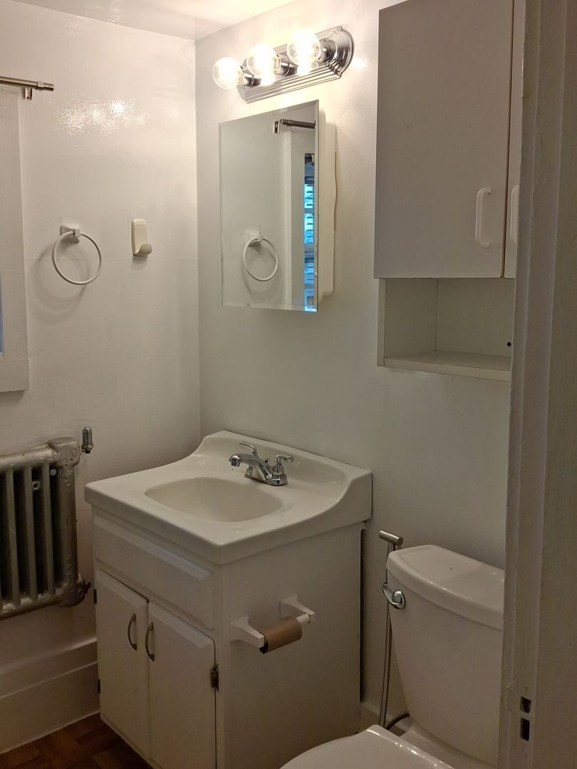 Worcester Apartment: 3 Marston Way