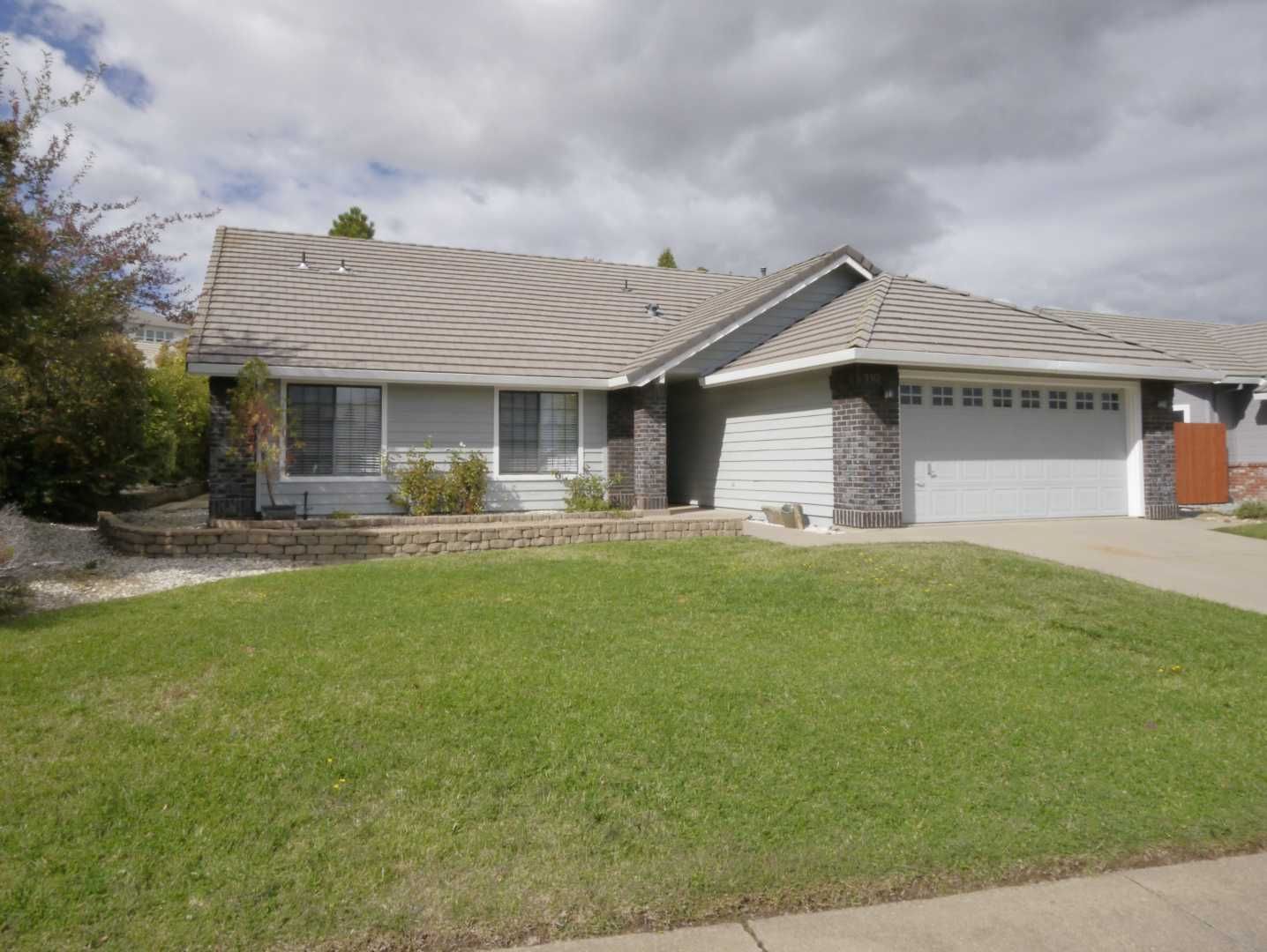 Jackson House: 110 Detert Ln
