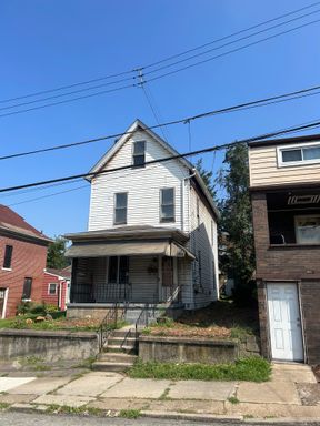 Charming 4-Bedroom House for Rent in East Pittsburgh