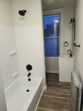 Listing photo thumbnail