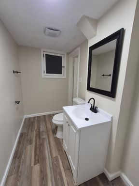 Listing photo thumbnail