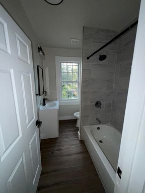 Listing photo thumbnail