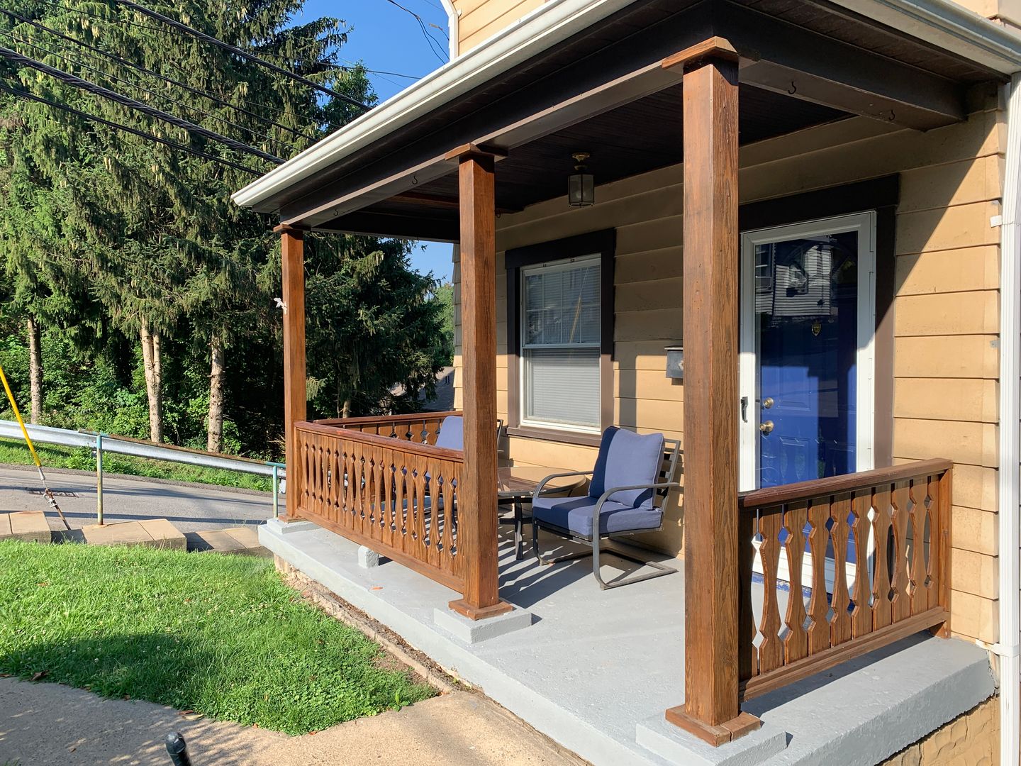 Pittsburgh House: 344 Clarence Street
