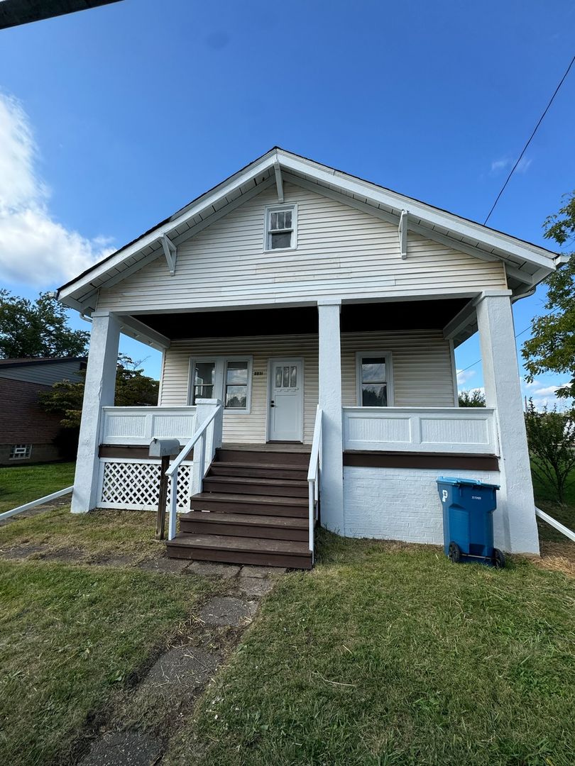 Pittsburgh House: 2231 May St