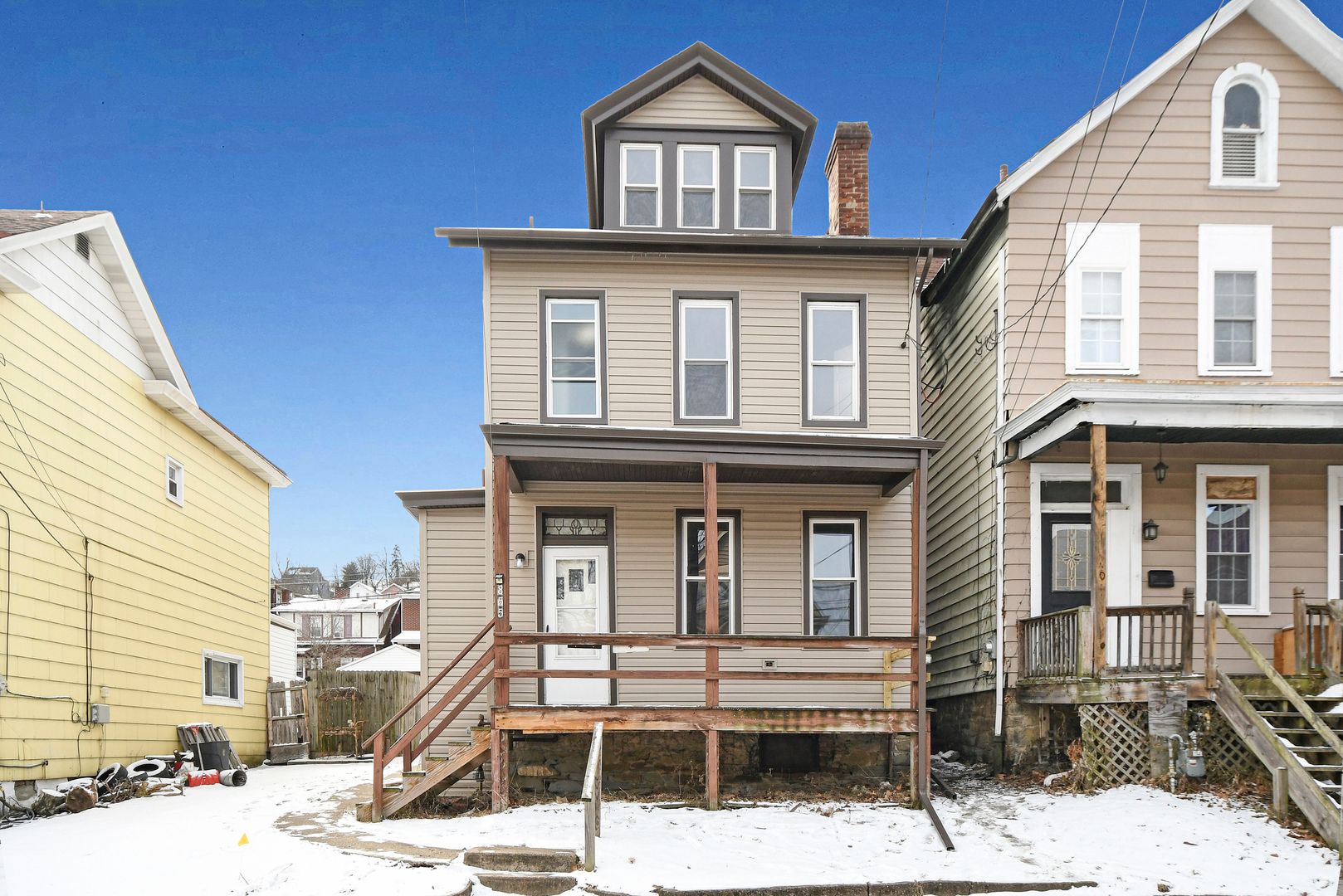 Pittsburgh Apartment: 855 Crucible Street