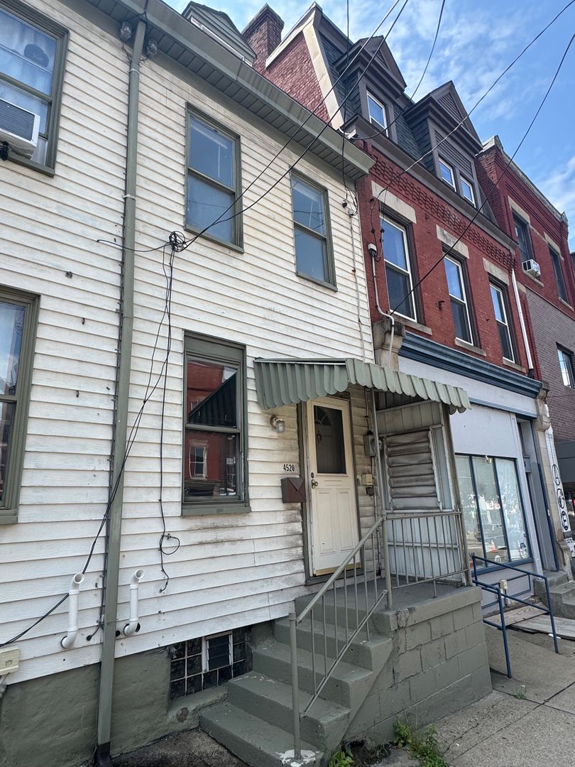 Pittsburgh House: 4520 Liberty Ave.