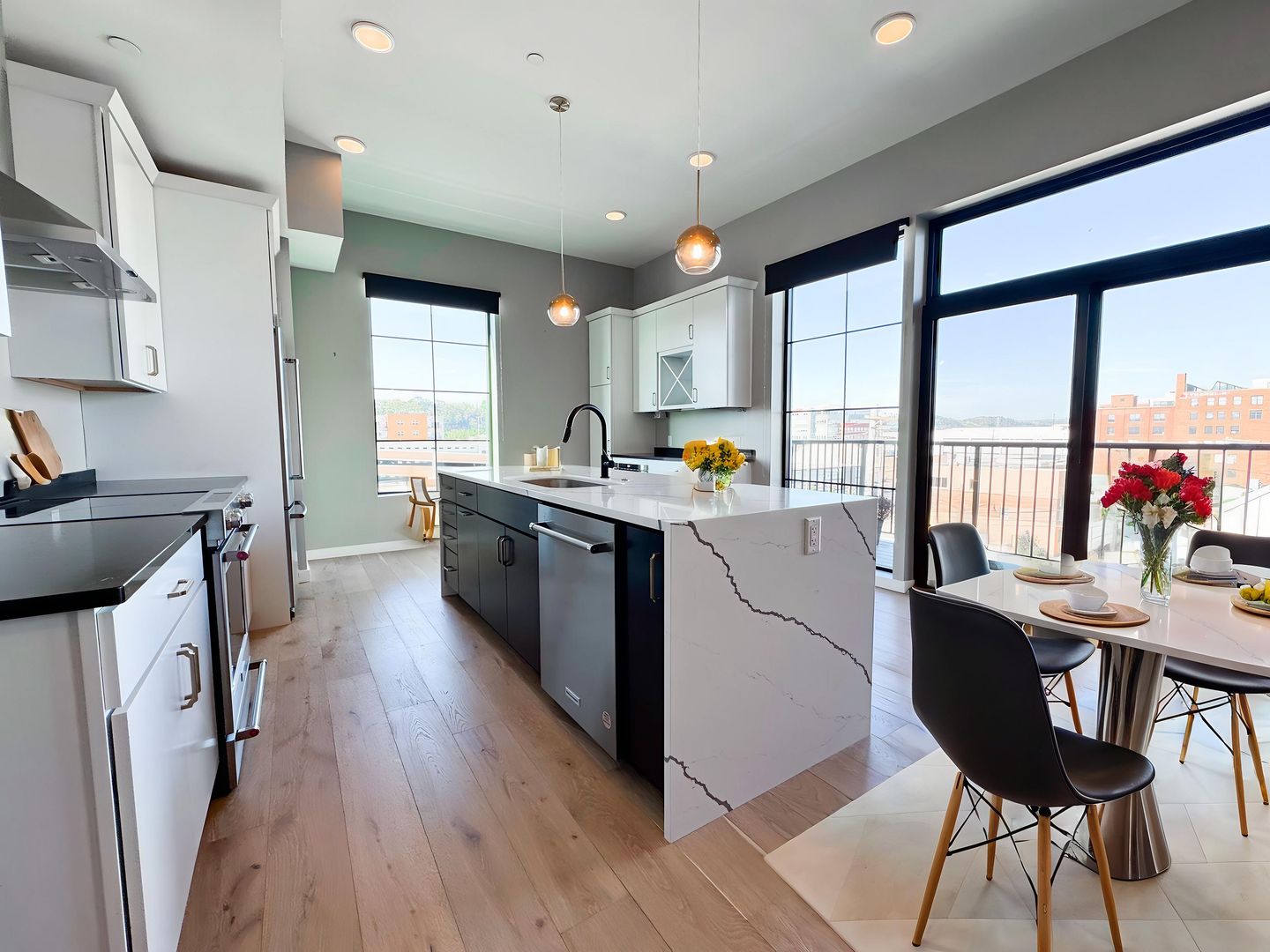 Pittsburgh Apartment: 2635 Penn Avenue