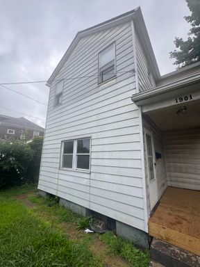 3 Bed 1 Bath Rental at 1901 Milligan Ave, Pittsburgh, PA – photo 1