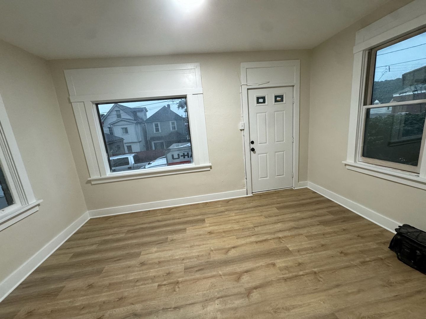 McKees Rocks House: 606 Federal St