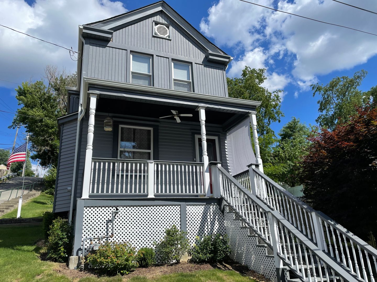 Pittsburgh House: 401 Clarence St