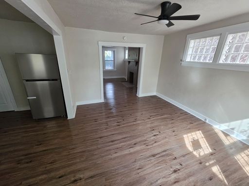 Listing photo thumbnail
