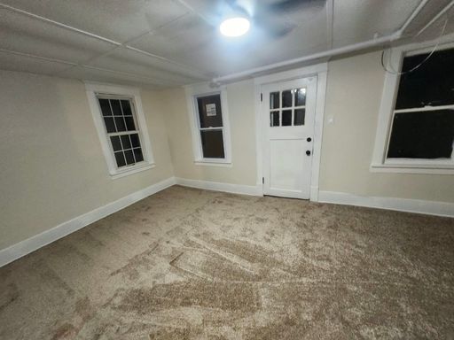 Listing photo thumbnail