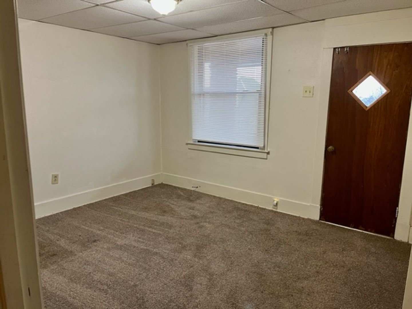 Pittsburgh Apartment: 118 Kirk Ave