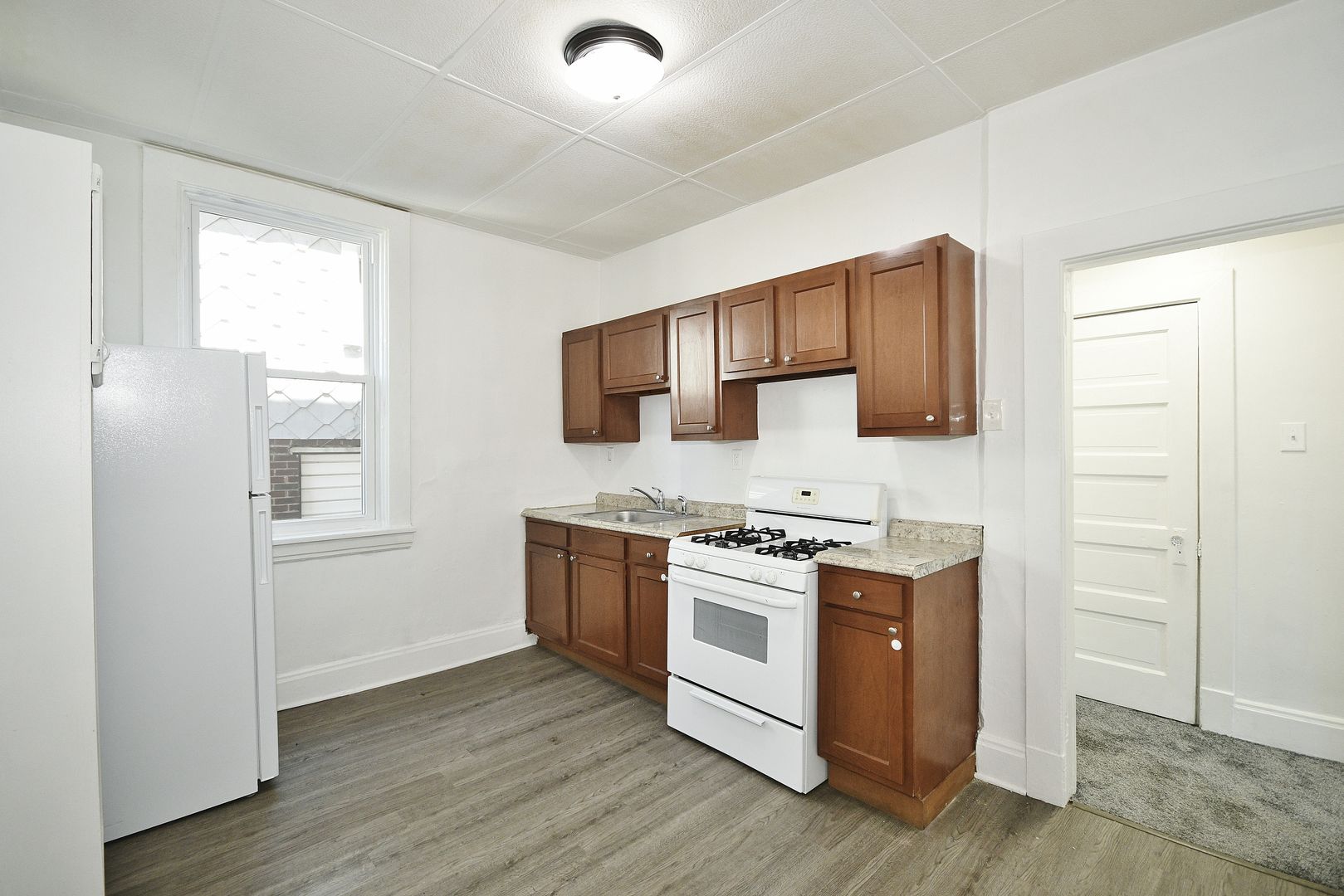 Pittsburgh Apartment: 805-807 Bayonne Ave