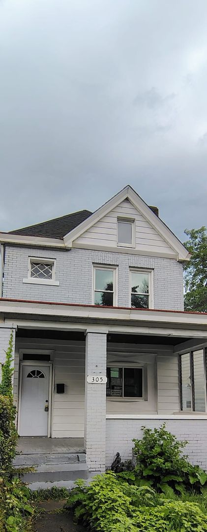 305 Moore Avenue, Pittsburgh, PA 15210