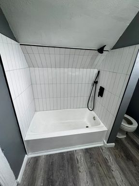 Listing photo thumbnail