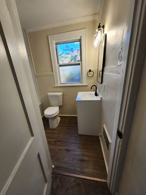 Listing photo thumbnail